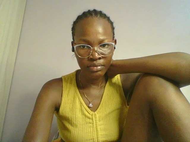 Jennyf live cam on BongaCams