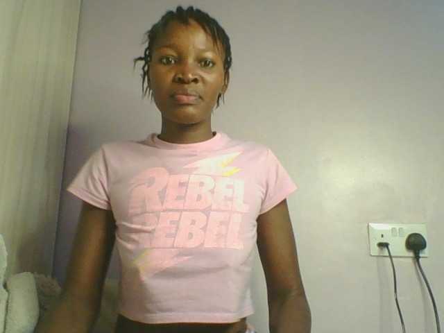 Jennyf live cam on BongaCams