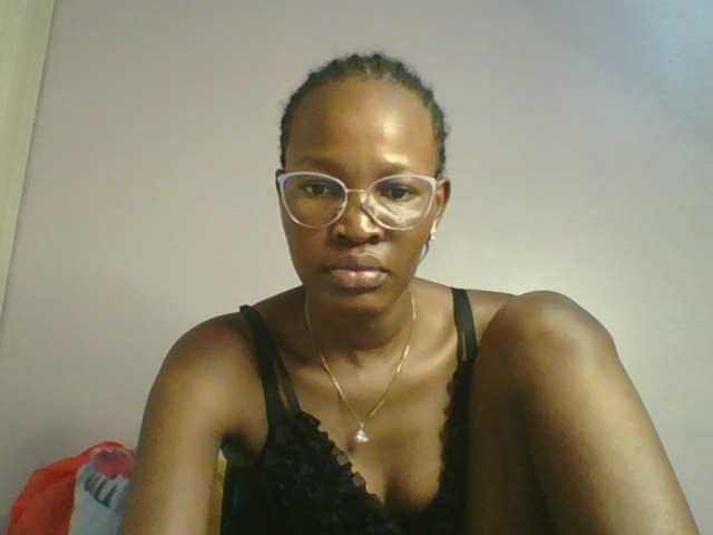 Jennyf live cam on BongaCams