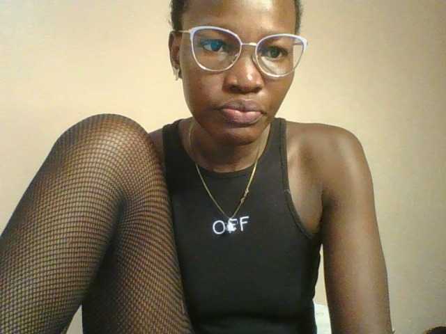 Jennyf live cam on BongaCams