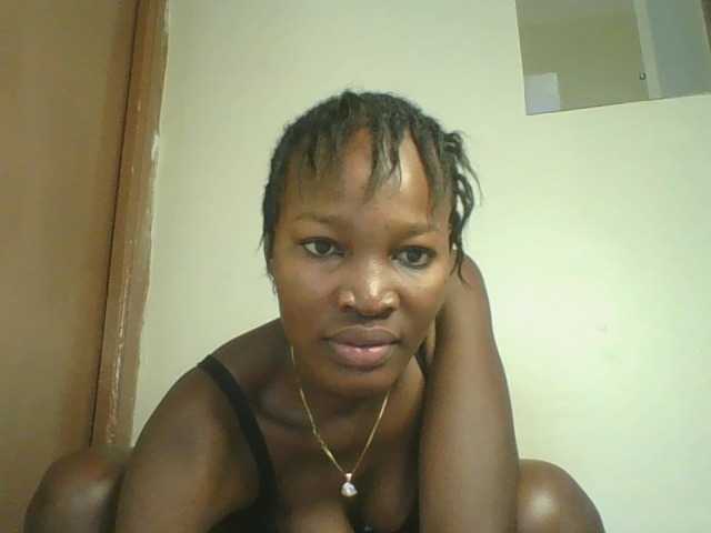 Jennyf live cam on BongaCams