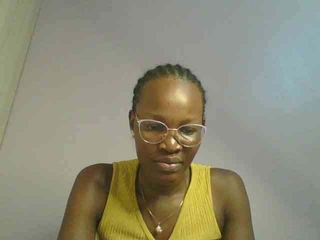 Model: Jennyf