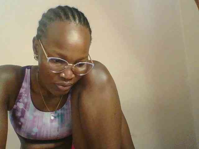 Model: Jennyf