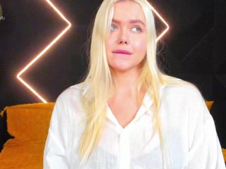 Julia-Robertson Porn Show