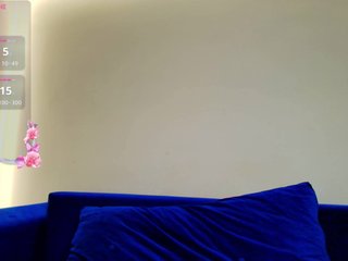 Julia-Robertson Porn Show