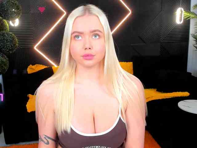 Julia-Robertson webcam