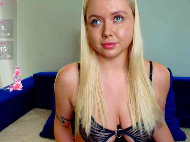 Julia-Robertson webcam