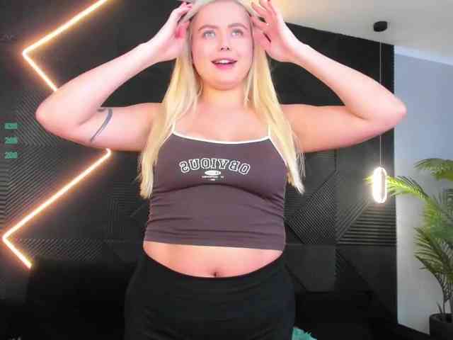 Julia-Robertson webcam