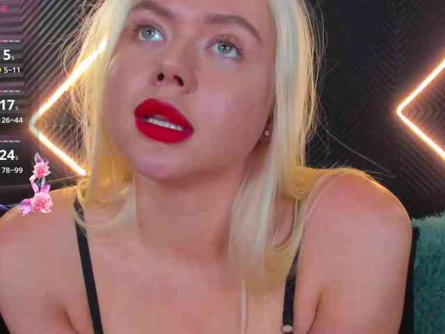 Julia-Robertson webcam