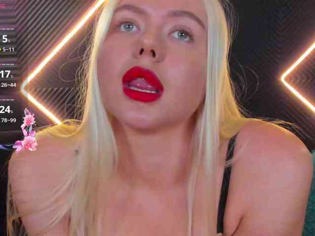 Julia-Robertson webcam