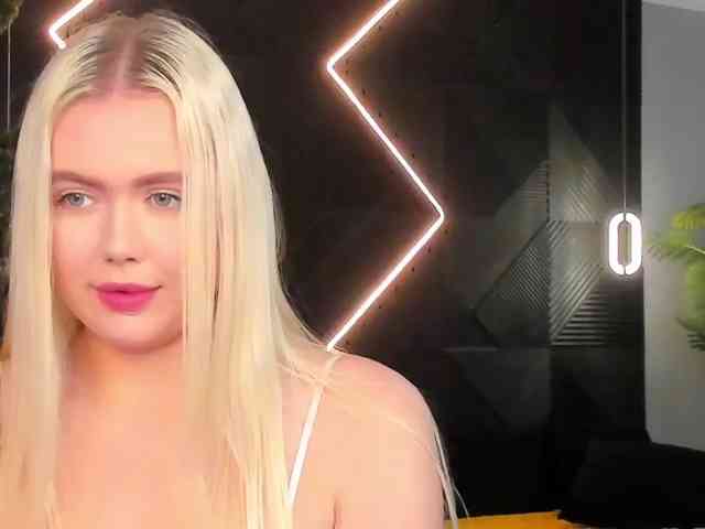 Julia-Robertson webcam