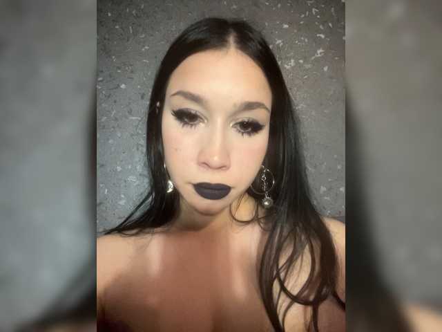 MarinaKisa live cam on BongaCams