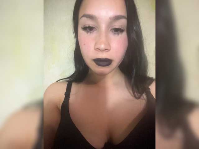 MarinaKisa live cam on BongaCams