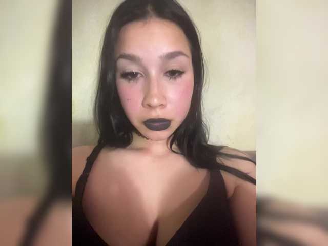 MarinaKisa live cam on BongaCams