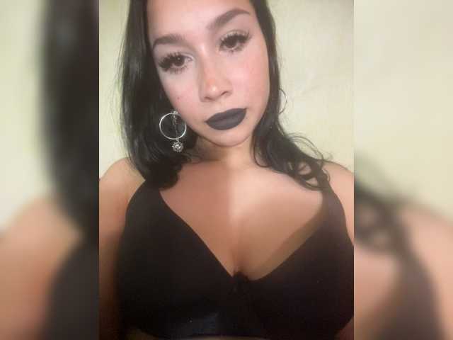 MarinaKisa live cam on BongaCams