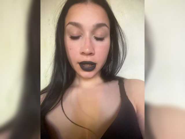 MarinaKisa live cam on BongaCams