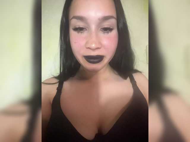MarinaKisa live cam on BongaCams
