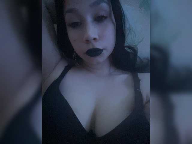 MarinaKisa live cam on BongaCams