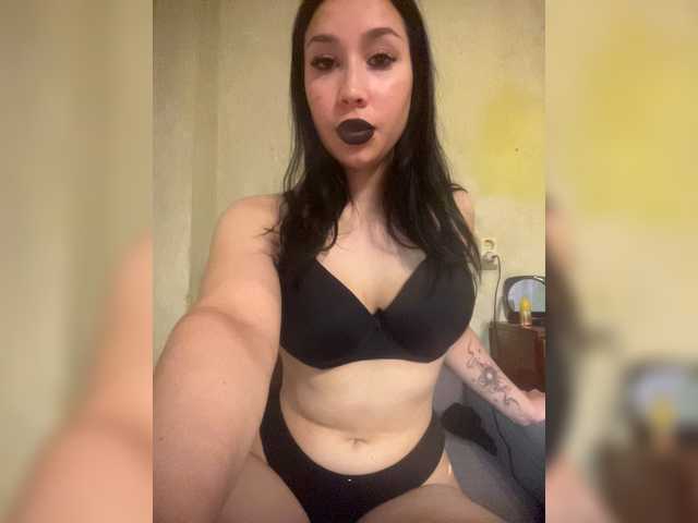 MarinaKisa live cam on BongaCams