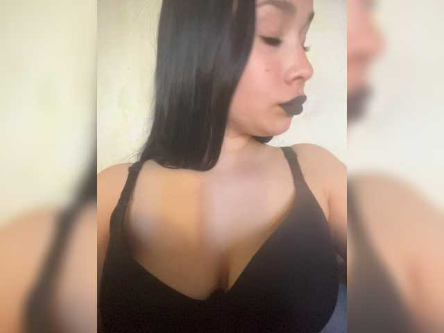 MarinaKisa live cam on BongaCams