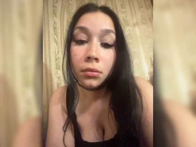 MarinaKisa live cam on BongaCams