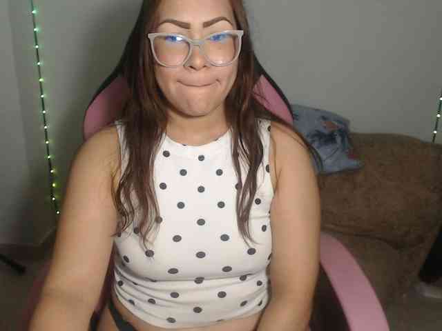 Modelo: steeny77