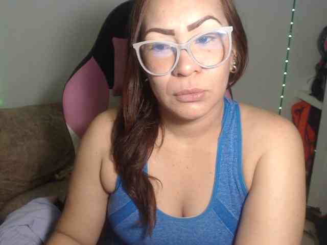 Modelo: steeny77