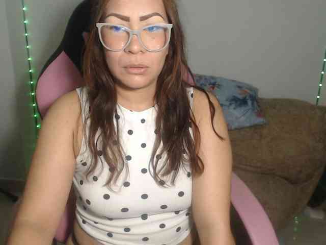 Modelo: steeny77