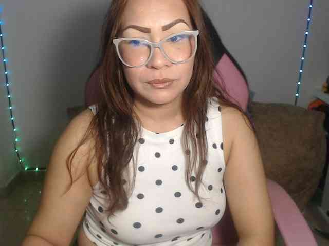 Modelo: steeny77