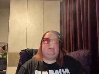 Smarties6300 Porn Show