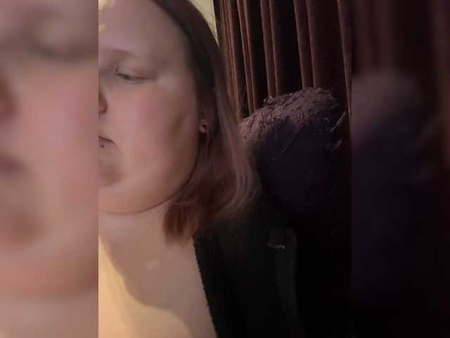 Smarties6300 live cam on BongaCams