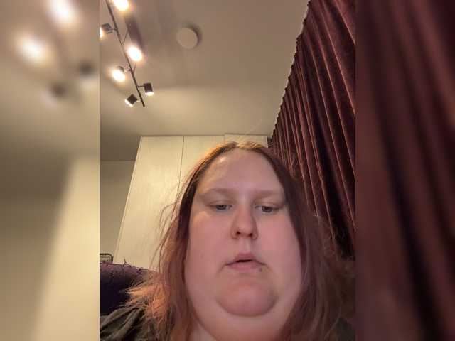Smarties6300 live cam on BongaCams