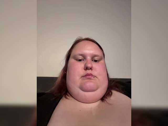 Smarties6300 live cam on BongaCams