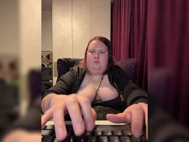 Smarties6300 Live Webcam on BongaCams