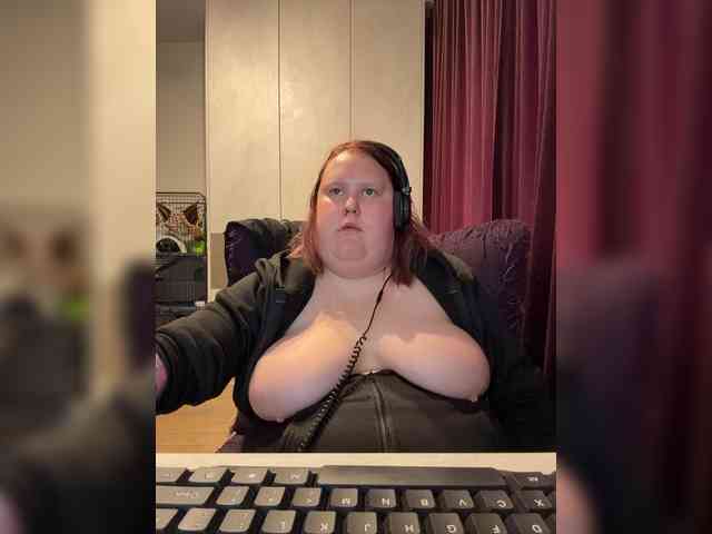Smarties6300 Live Webcam on BongaCams