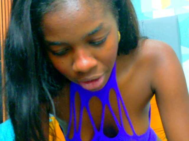 MAYhASEXI