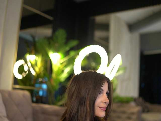 DahliaNoor live cam