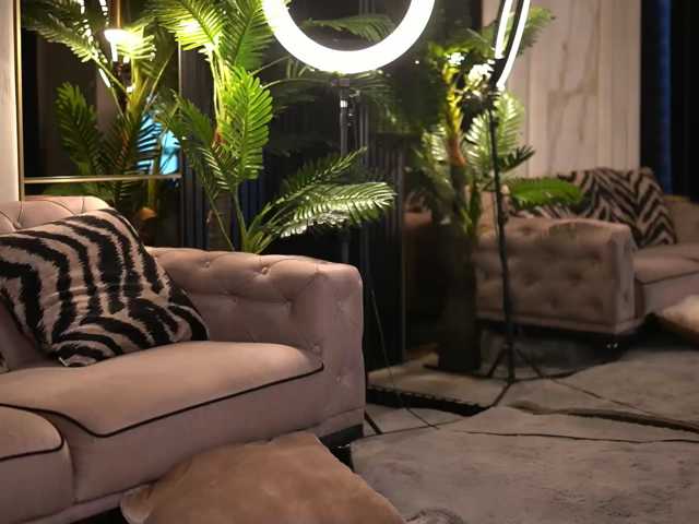 lexira1n live cam