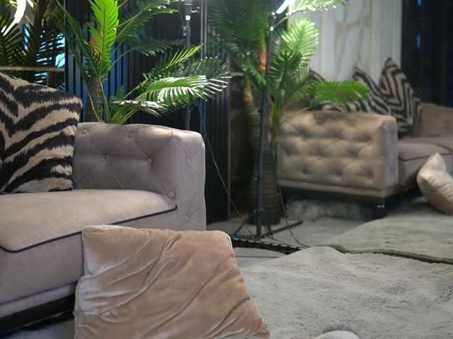 DahliaNoor live cam