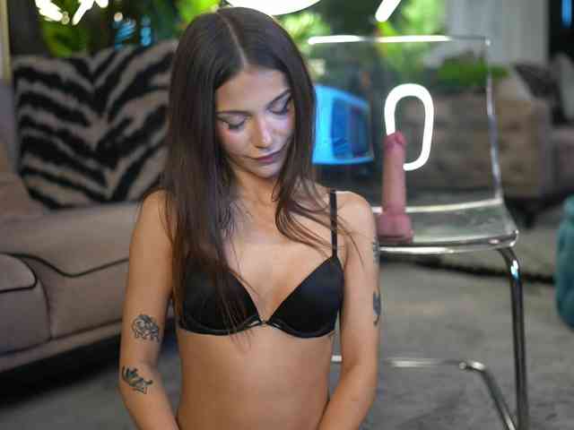Lexira1n's cam show statistics and live stream
