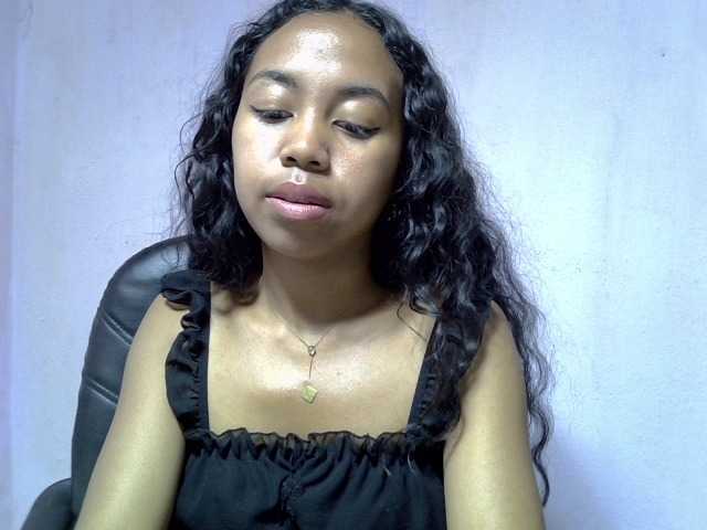 Oceane1 live cam on BongaCams