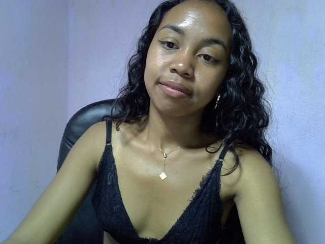 Oceane1 live cam on BongaCams