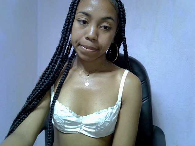 Oceane1 live cam on BongaCams