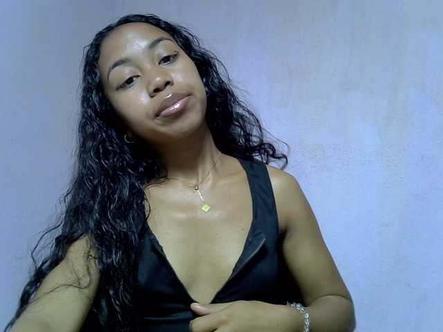 Oceane1 live cam on BongaCams