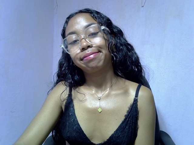 Oceane1 live cam on BongaCams