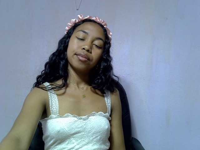 Oceane_Bianca live cam on BongaCams