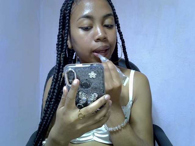 Oceane1 live cam on BongaCams