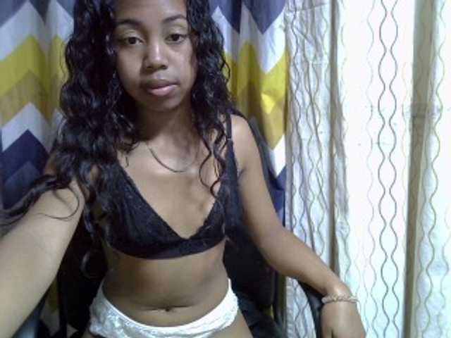 Oceane1 live cam on BongaCams