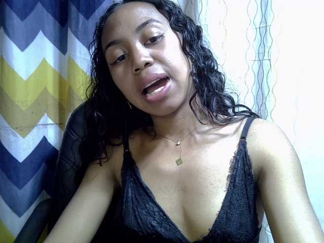 Oceane1 live cam on BongaCams