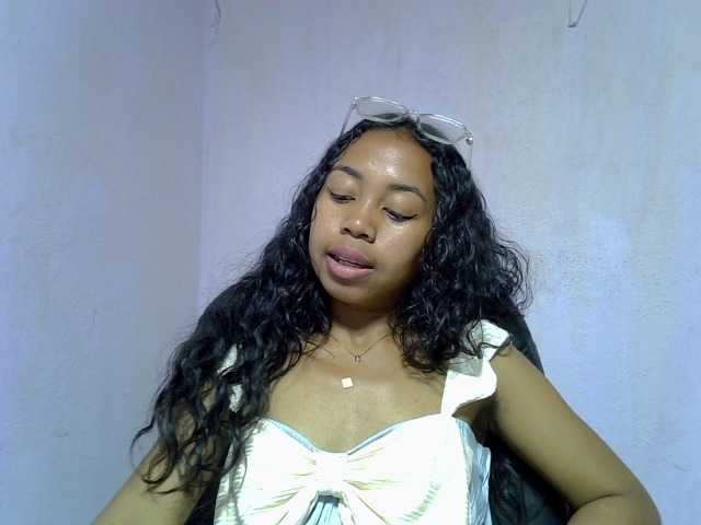 Oceane1 live cam on BongaCams